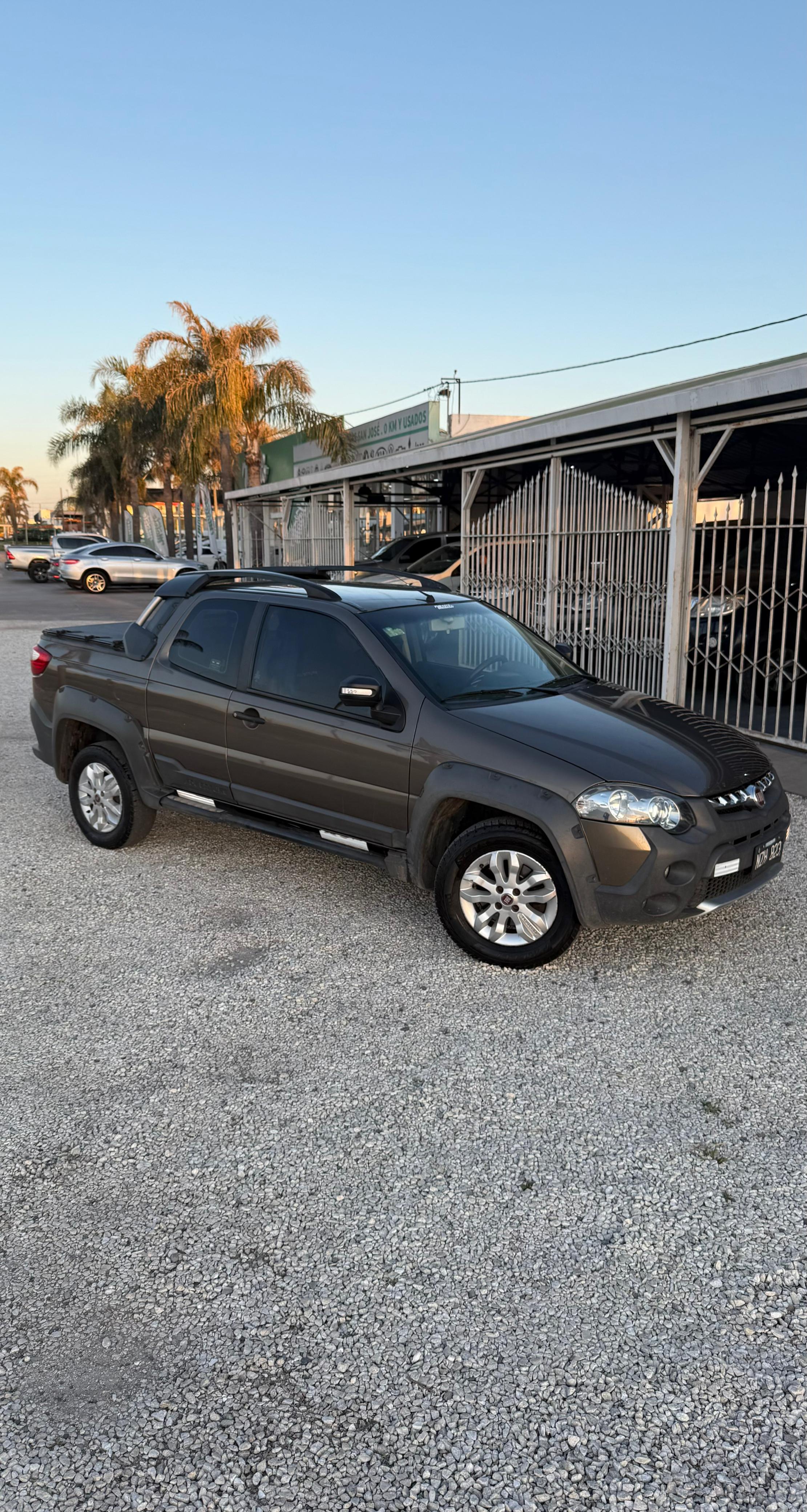 FIAT - STRADA ADVENTURE 1.6  - MANUAL - 2014